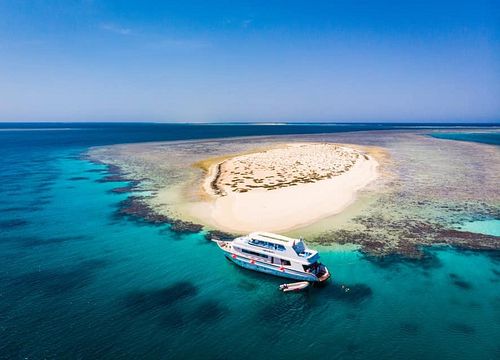 Snorkeling Boat Tour at Qulaan Islands from Marsa Alam